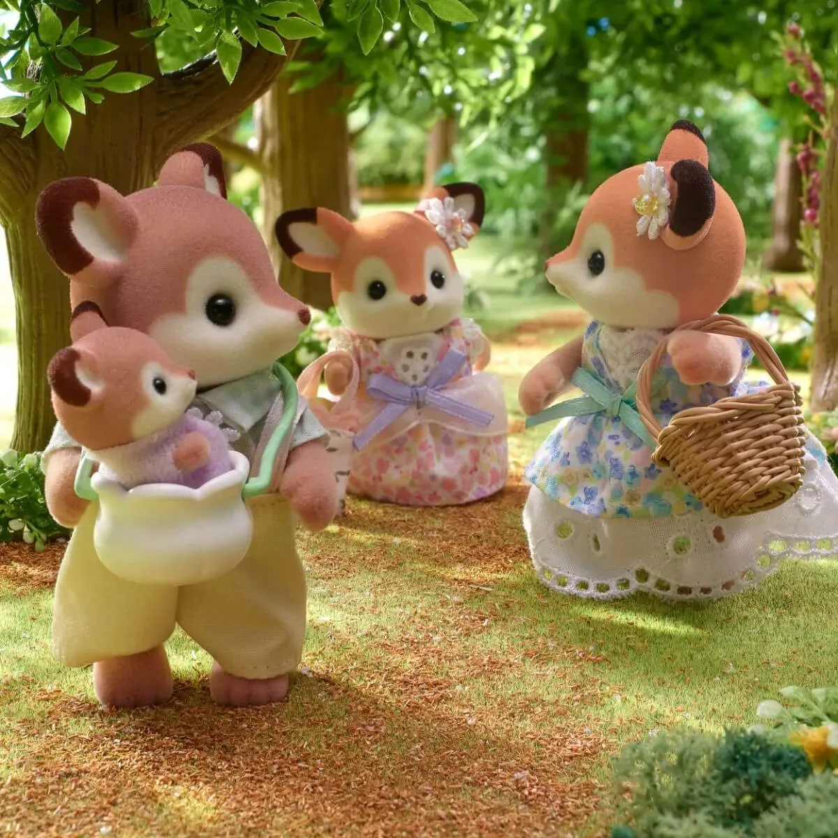 Deer Family by Sylvanian Families