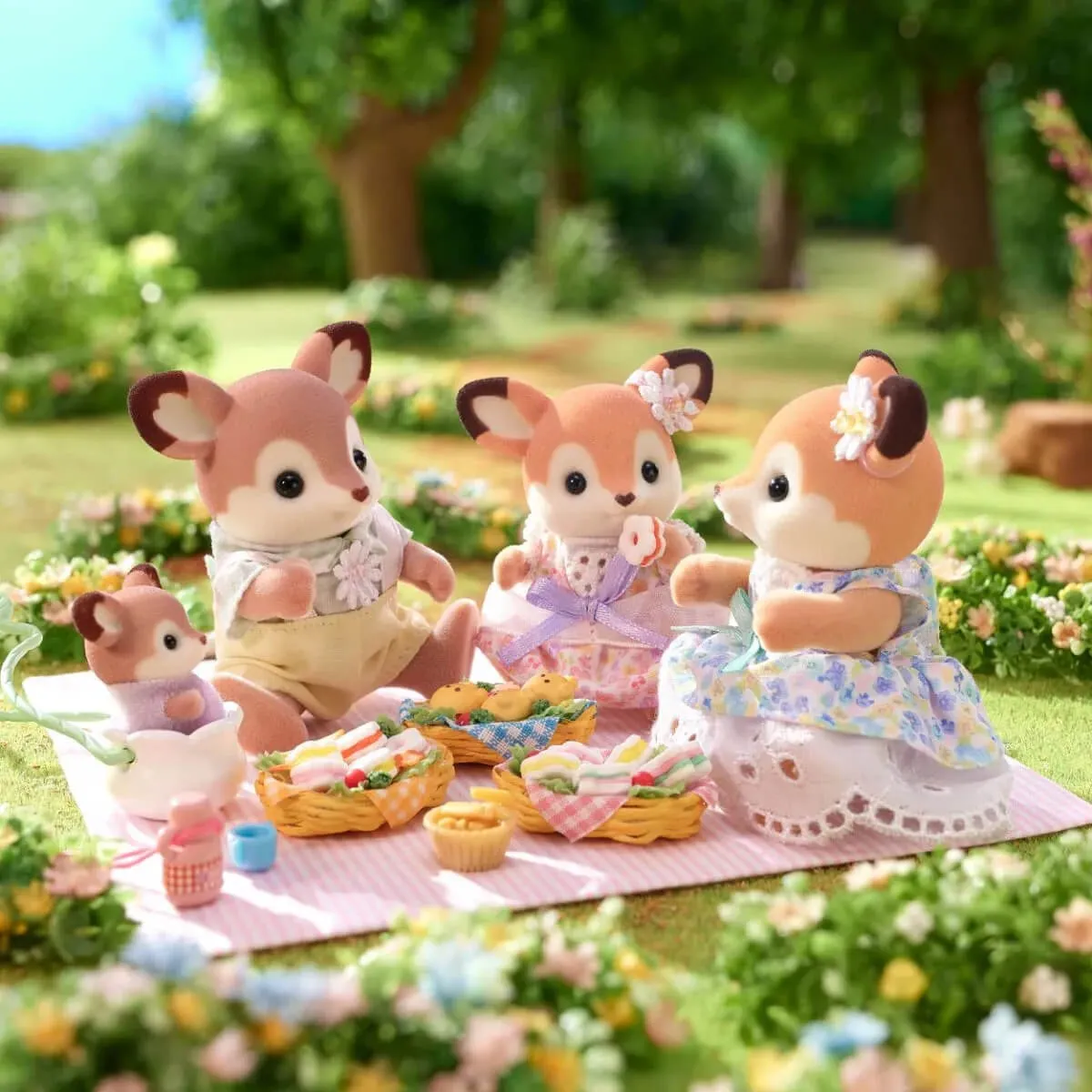 Deer Family by Sylvanian Families