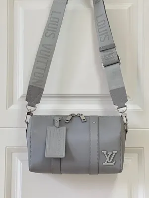 Fashion Lu-Vi bags - 3122