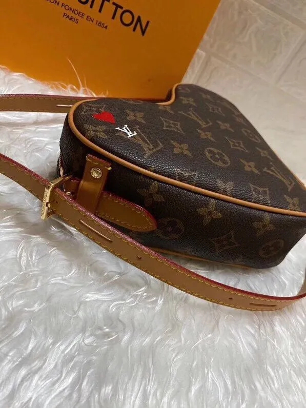Fashion Lu-Vi bags - 3777