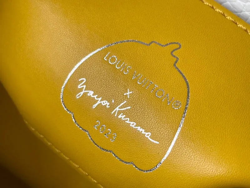 Fashion Lu-Vi bags - 4003
