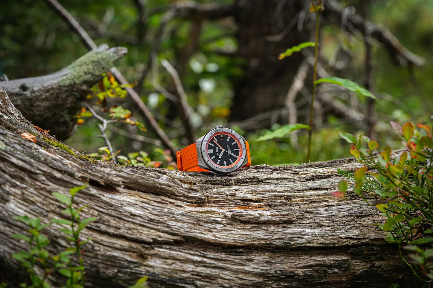 Fortis Marinemaster M-44 Amber Orange