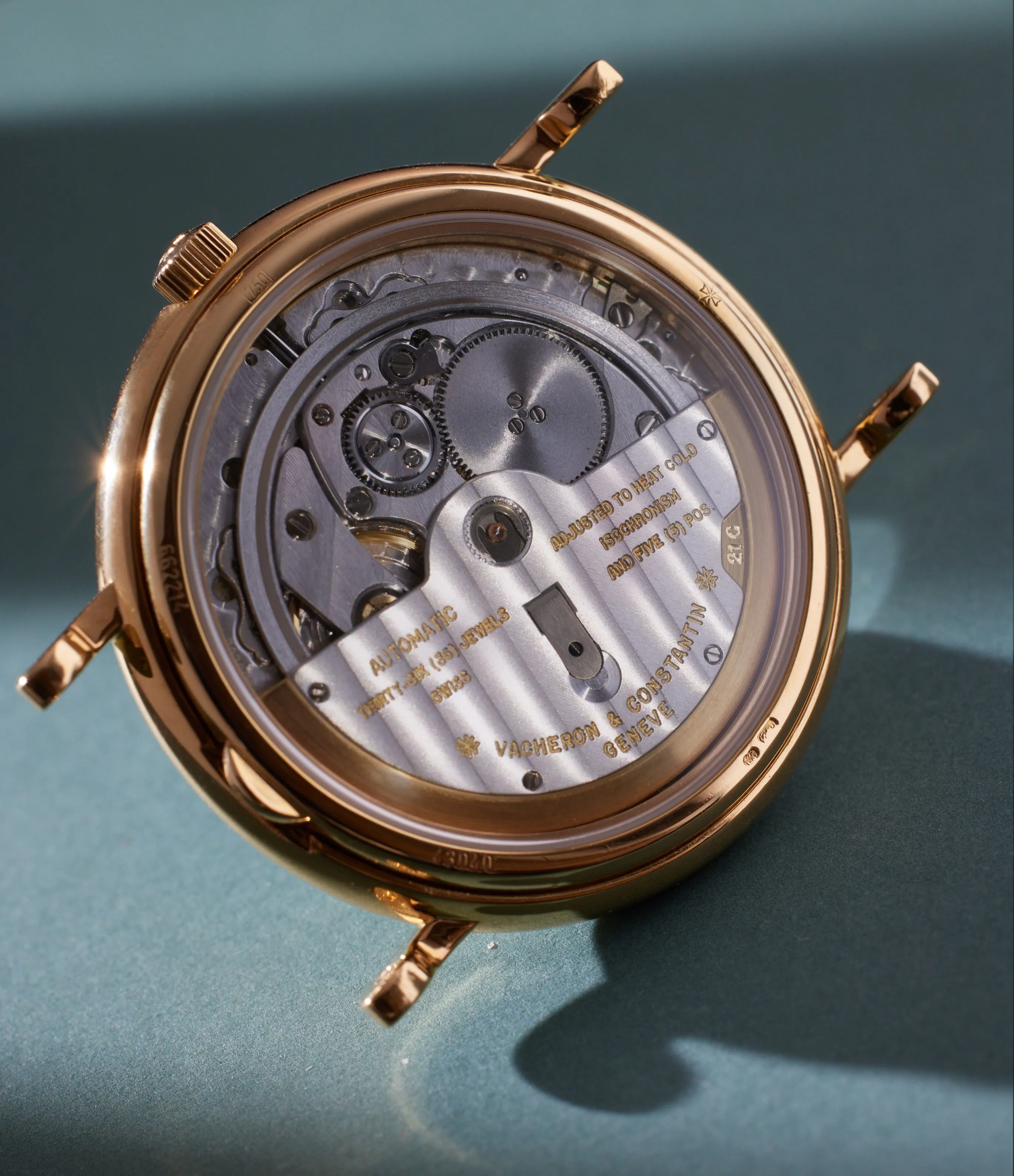 Jump Hour 43040 | Yellow Gold