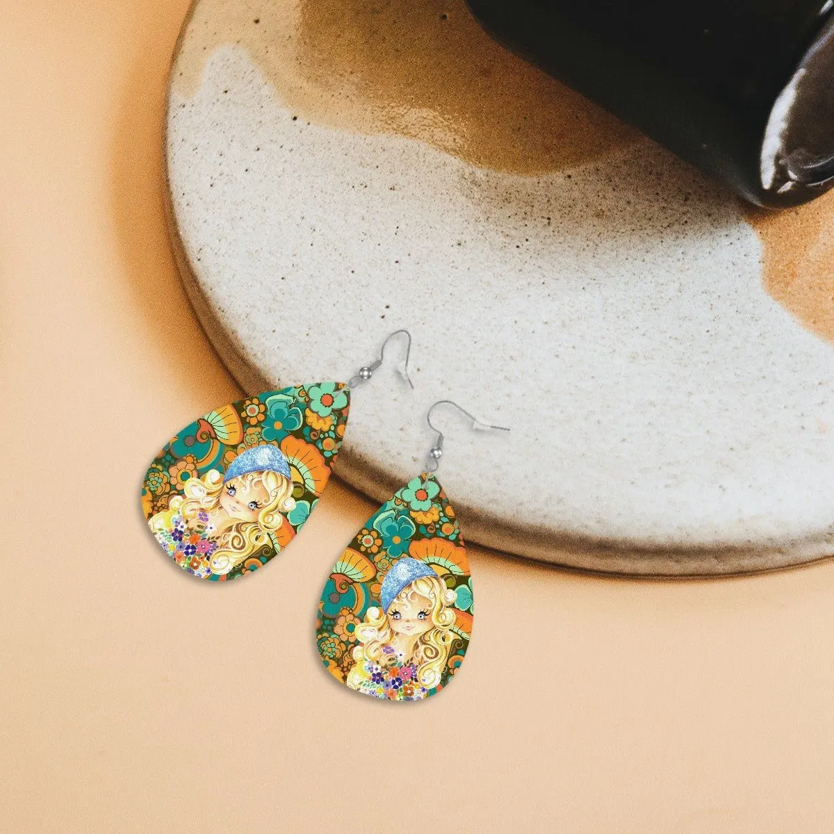 Retro Big Eyed Girl Earrings, 70s Flower Power Hippie Jewelry, Mod Teardrop Dangles