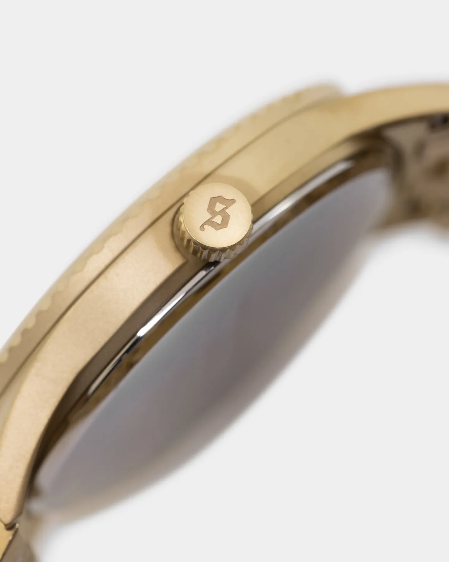 Saint Morta Duradero Watch Gold